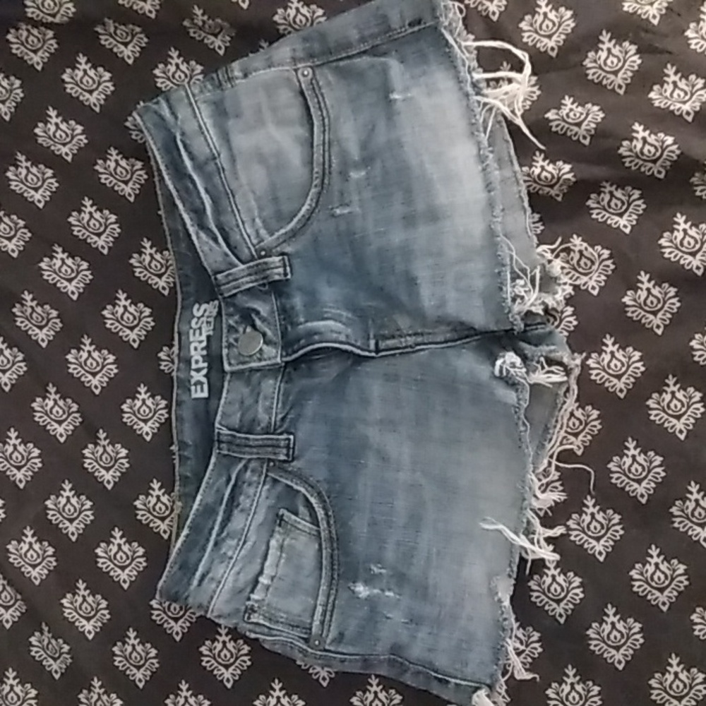 Women's size 0 Express relax jean short shorts